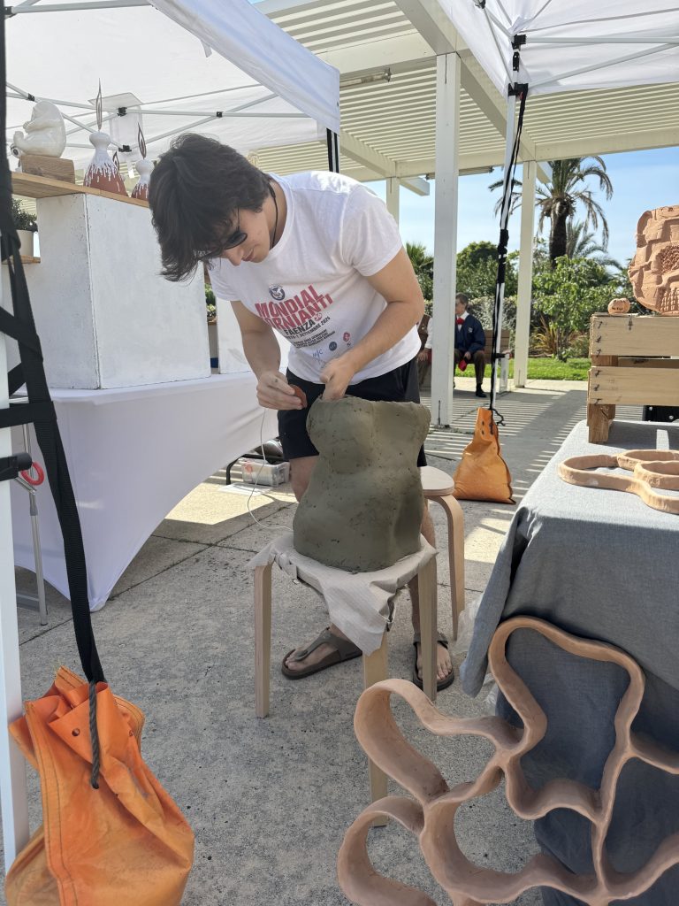 Menton ceramics competition